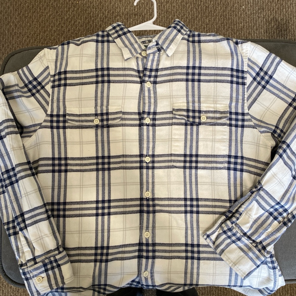 Vintage AE Flannel in White and Blue

#flannel #vintage